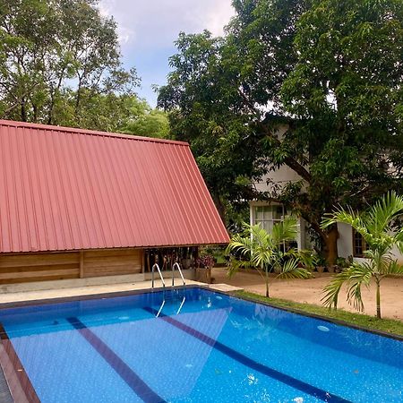 Habarana New Star Homestay Екстер'єр фото