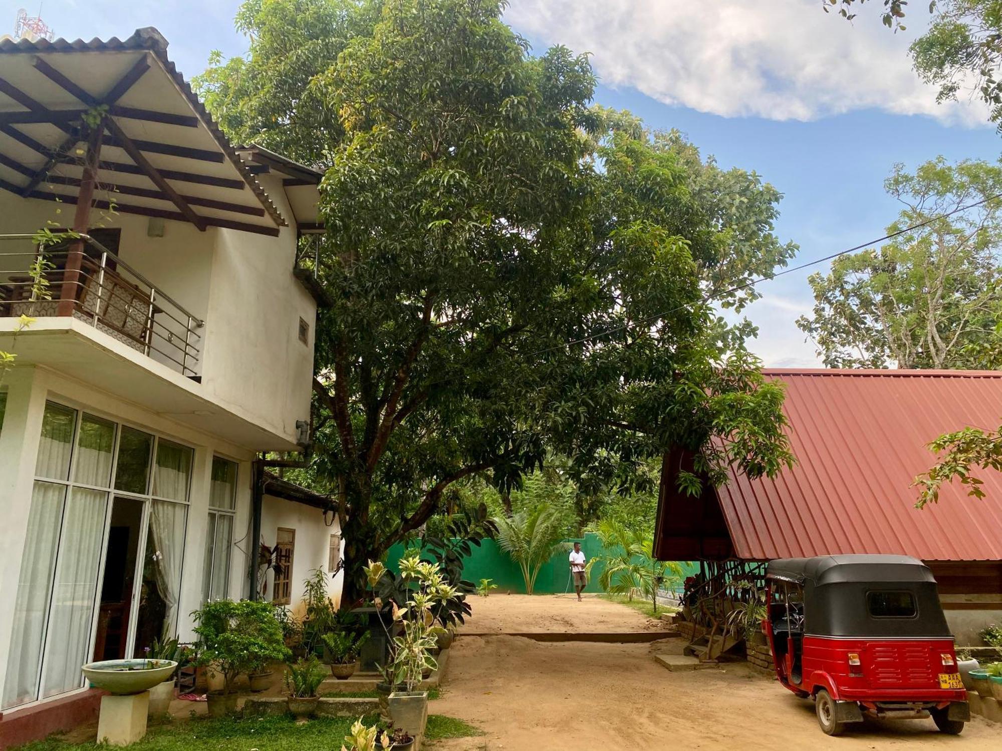 Habarana New Star Homestay Екстер'єр фото