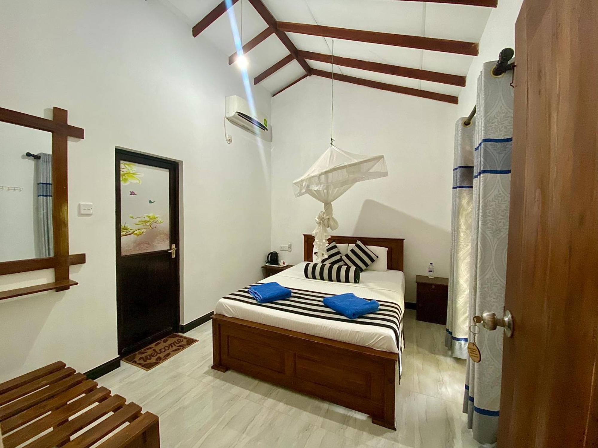 Habarana New Star Homestay Екстер'єр фото